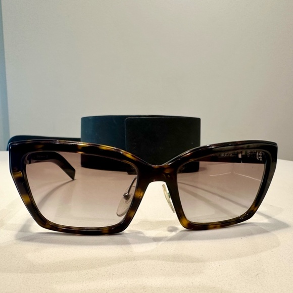 Original Prada Cateye Sunglasses PR 14XS - Retail Price $352 - Picture 6 of 13